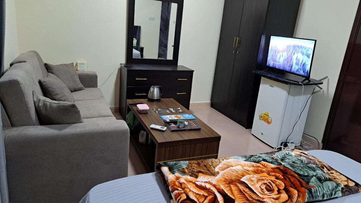 Bed and Breakfast Dana Building Маскат Экстерьер фото